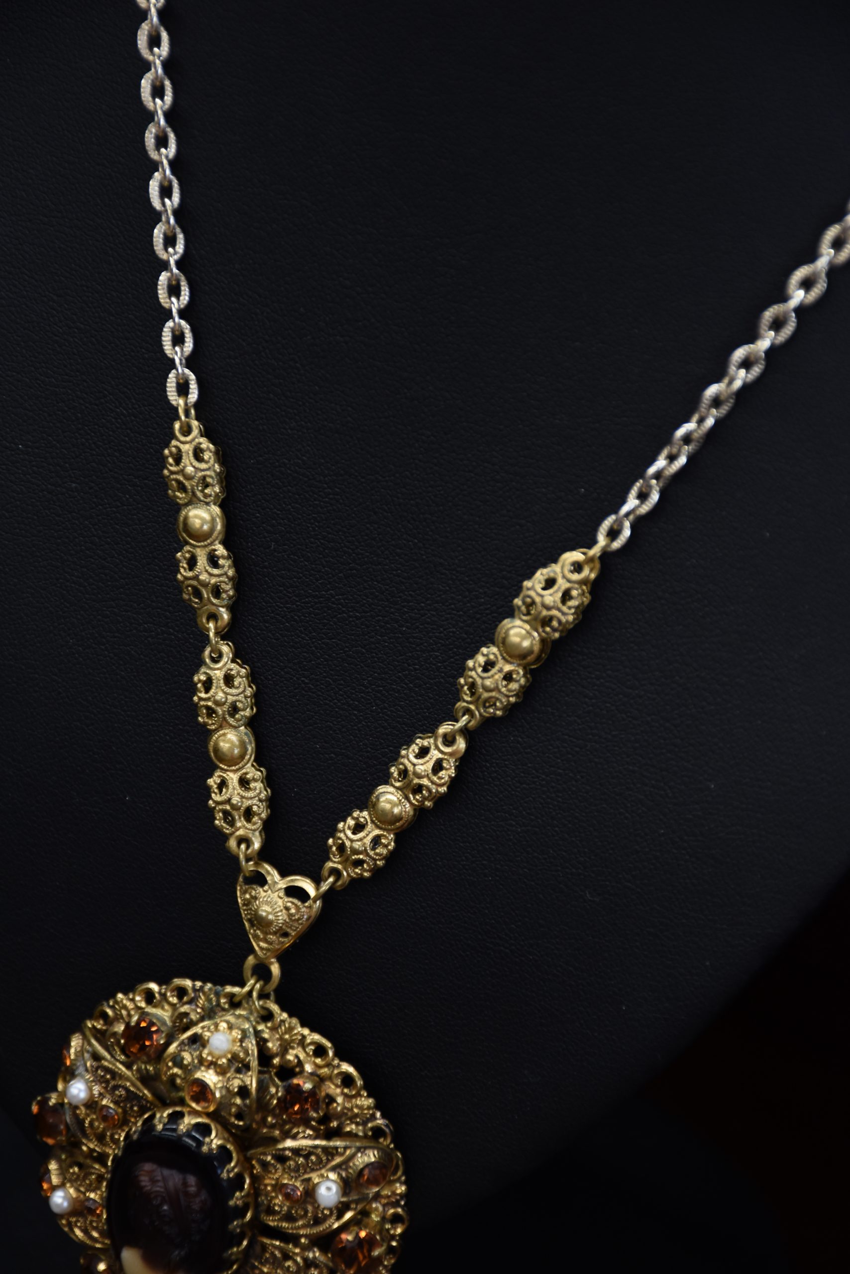 West Germany Molded Glass Cameo Faux Pearl Necklace - Image 2